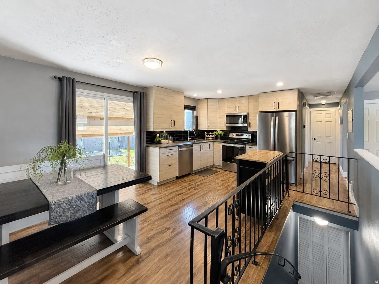 Beautiful, modern, updated kitchen + dining area