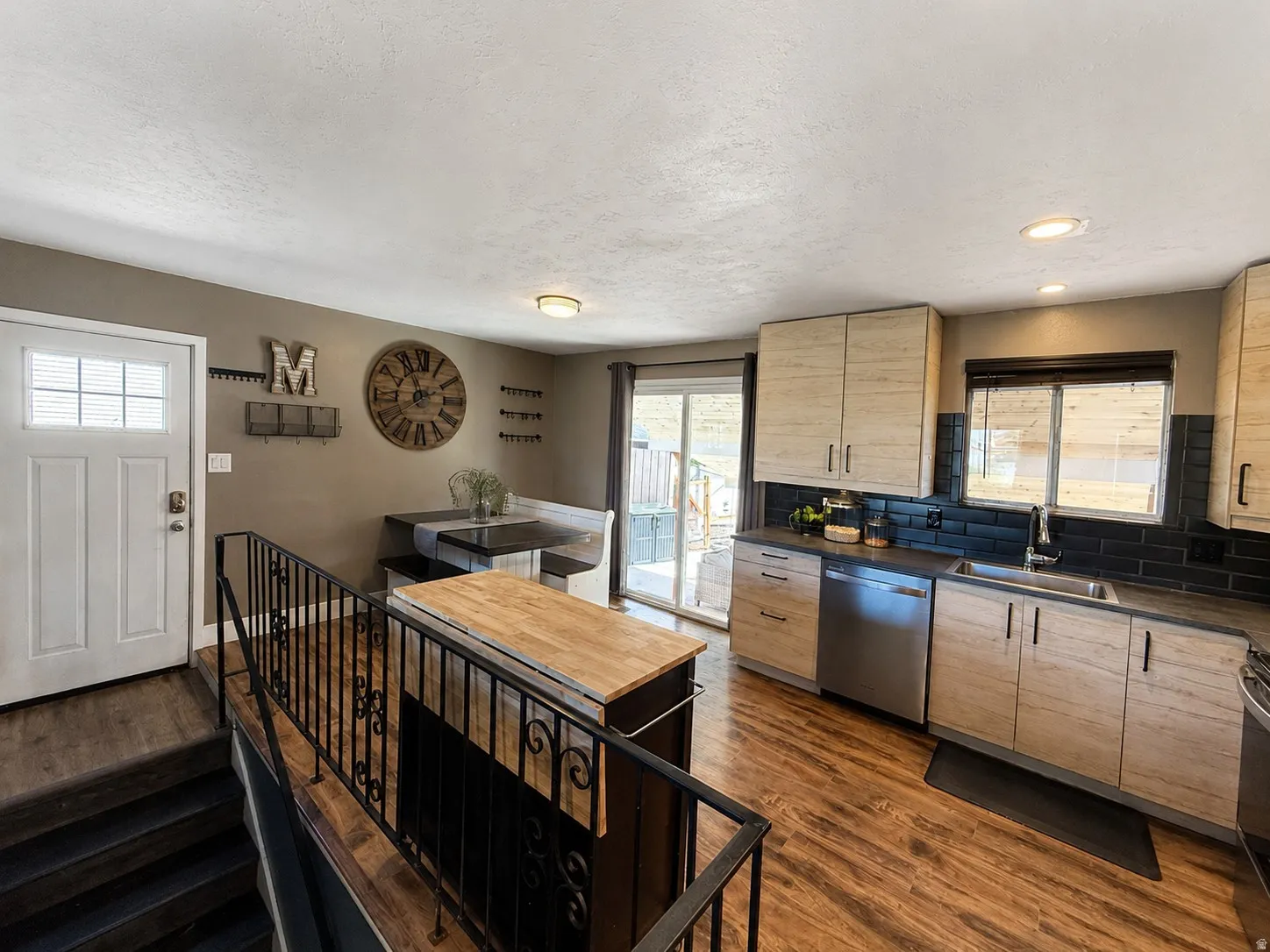 Beautiful, modern, updated kitchen + dining area
