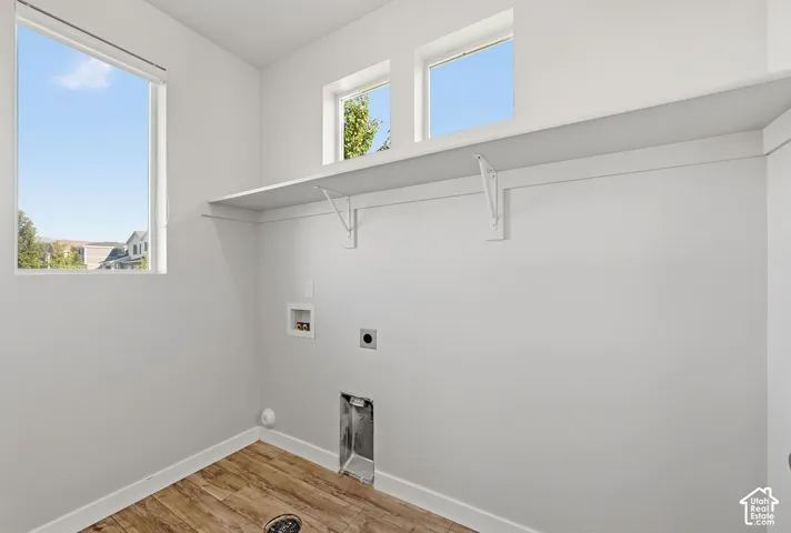 Main level laundry room