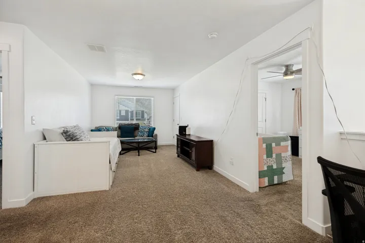 995 E Mecham Ave #122, Layton, Utah 84040