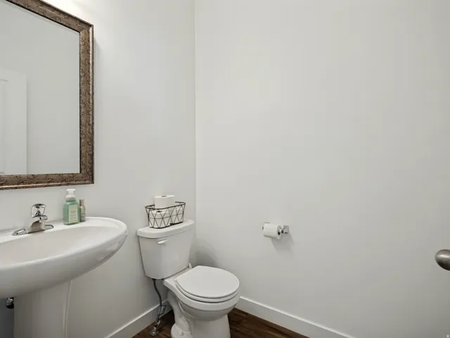 995 E Mecham Ave #122, Layton, Utah 84040