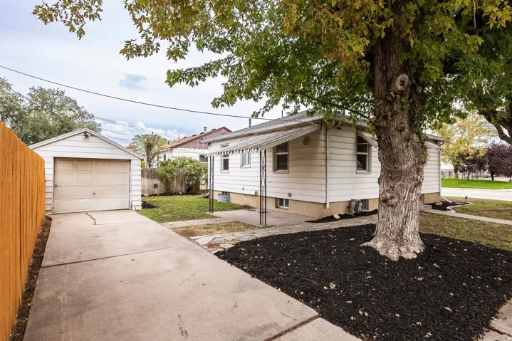 1174 W 300 N, Salt Lake City, Utah 84116