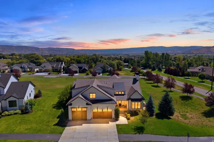 573 W Cascade Meadows Loop, Midway, Utah 84049