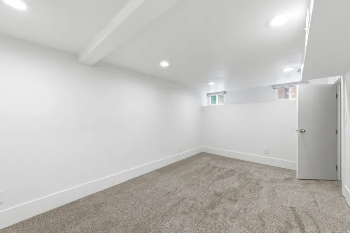 162 E Commonwealth Ave, Salt Lake City, Utah 84115
