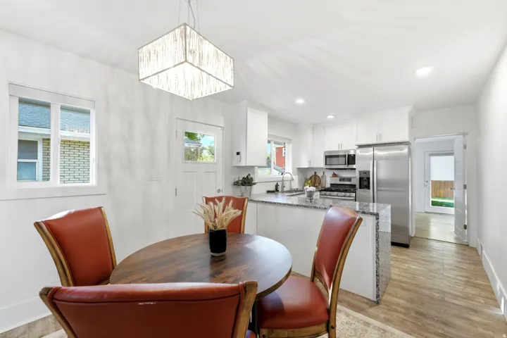 162 E Commonwealth Ave, Salt Lake City, Utah 84115