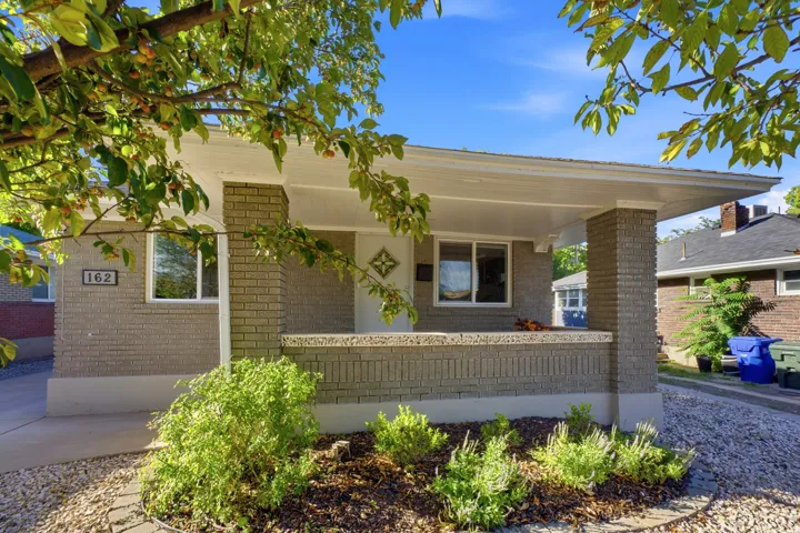 162 E Commonwealth Ave, Salt Lake City, Utah 84115