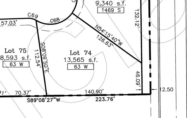 Survey Plan. Depicting lot boundaries, dimensions, and square footage for the property