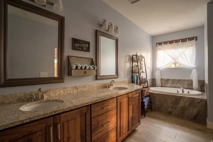 2813 S 3300 W, Hurricane, Utah 84737