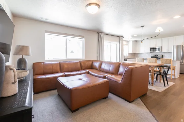 2986 S 2550 W, Syracuse, Utah 84075