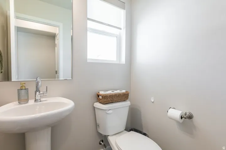 2986 S 2550 W, Syracuse, Utah 84075