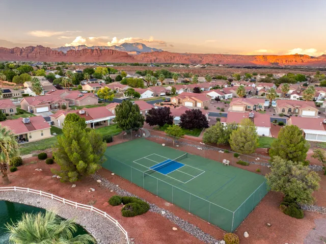 415 S Coyote Way, Ivins, Utah 84738