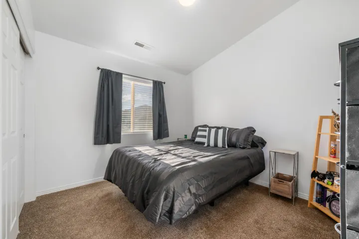 415 S Coyote Way, Ivins, Utah 84738