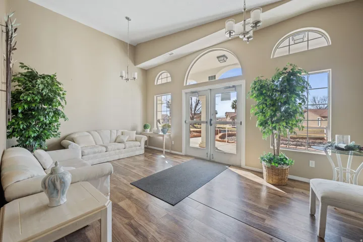 415 S Coyote Way, Ivins, Utah 84738