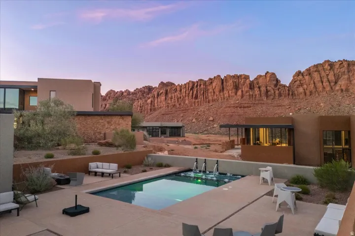 705 N Sanctuary Pl, Ivins, Utah 84738