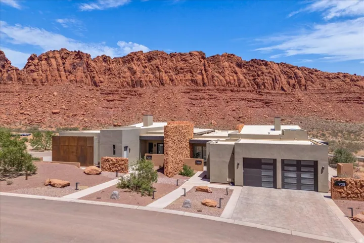 705 N Sanctuary Pl, Ivins, Utah 84738