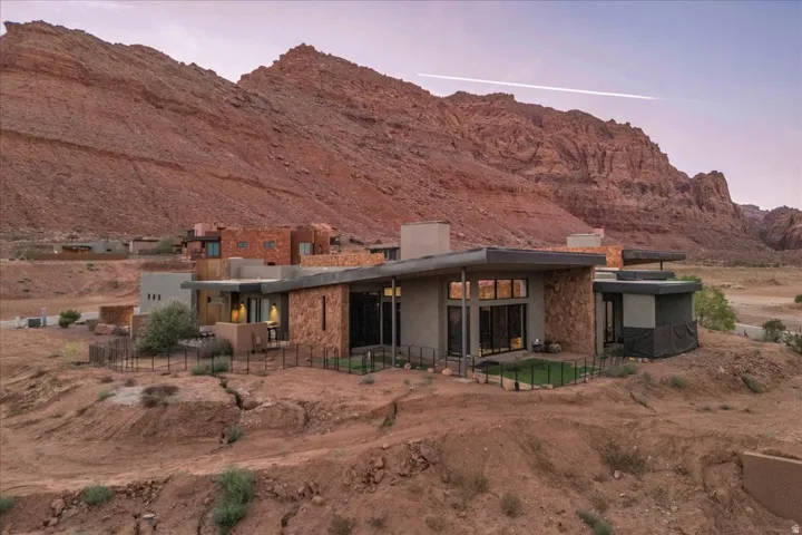 705 N Sanctuary Pl, Ivins, Utah 84738