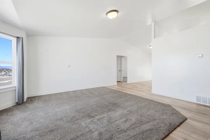 2102 E 1820 S, Vernal, Utah 84078
