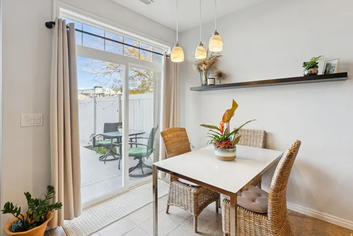 908 Halstead Dr, North Salt Lake, Utah 84054