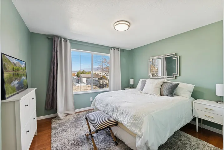908 Halstead Dr, North Salt Lake, Utah 84054