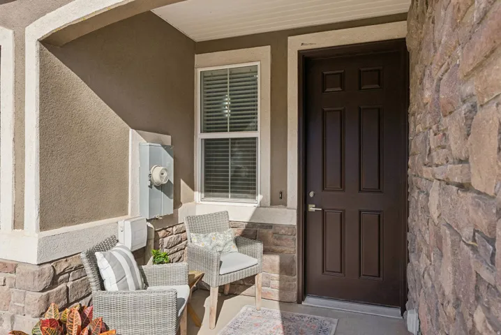 908 Halstead Dr, North Salt Lake, Utah 84054
