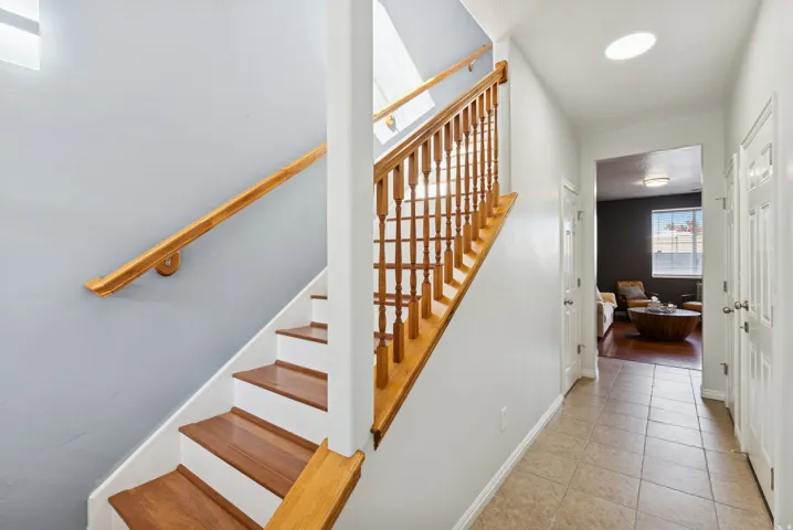 908 Halstead Dr, North Salt Lake, Utah 84054