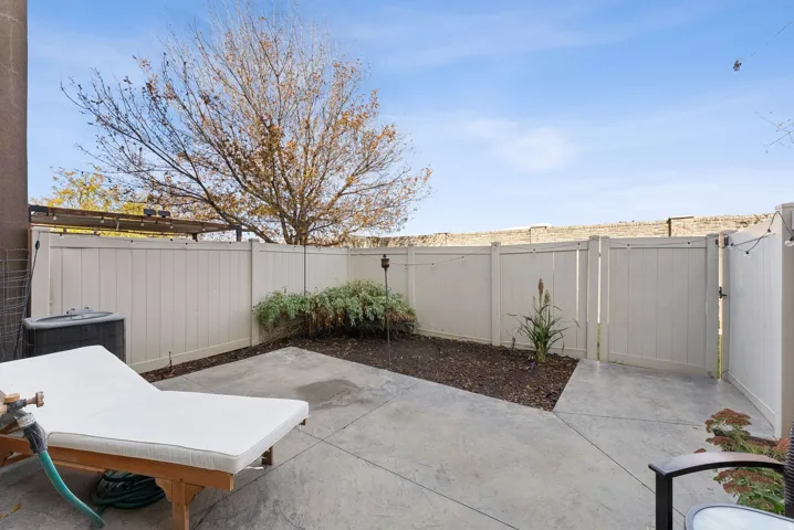 908 Halstead Dr, North Salt Lake, Utah 84054
