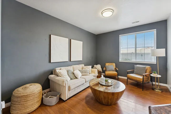 908 Halstead Dr, North Salt Lake, Utah 84054