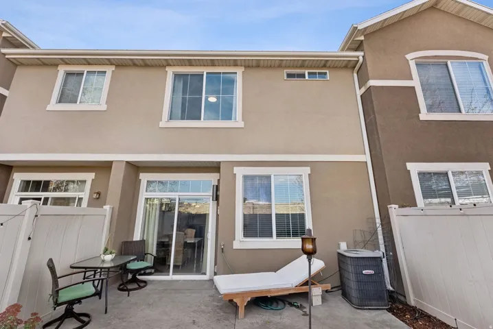 908 Halstead Dr, North Salt Lake, Utah 84054