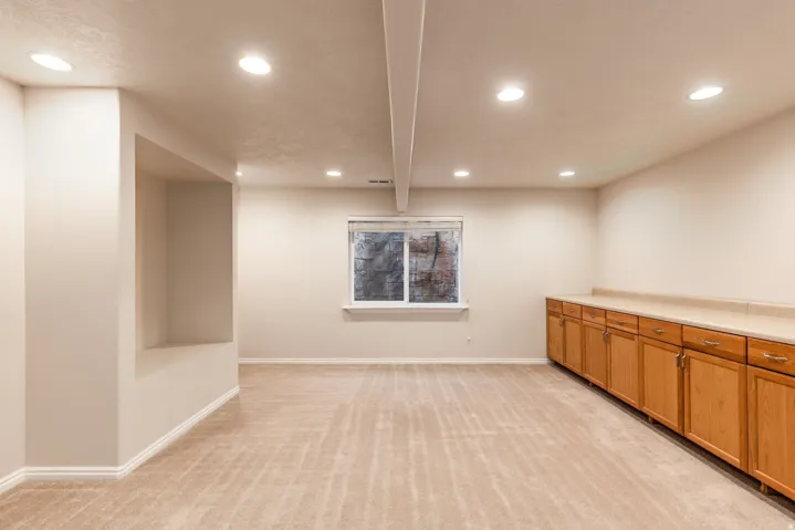 1213 W Bryce Jeffery, Riverton, Utah 84065