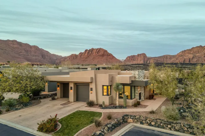 1355 E Snow Canyon Pkwy #27, Ivins, Utah 84738