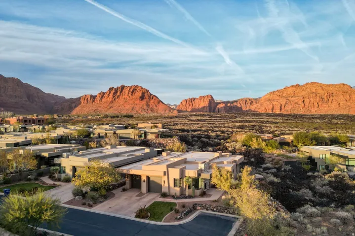 1355 E Snow Canyon Pkwy #27, Ivins, Utah 84738
