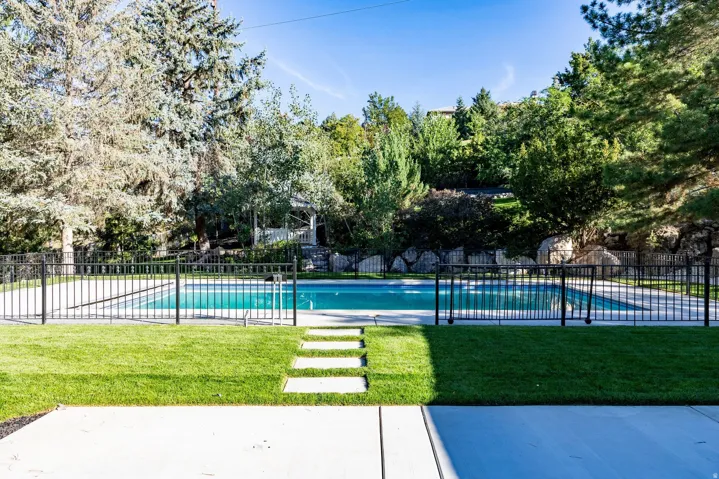 325 N Federal Cir, Salt Lake City, Utah 84103