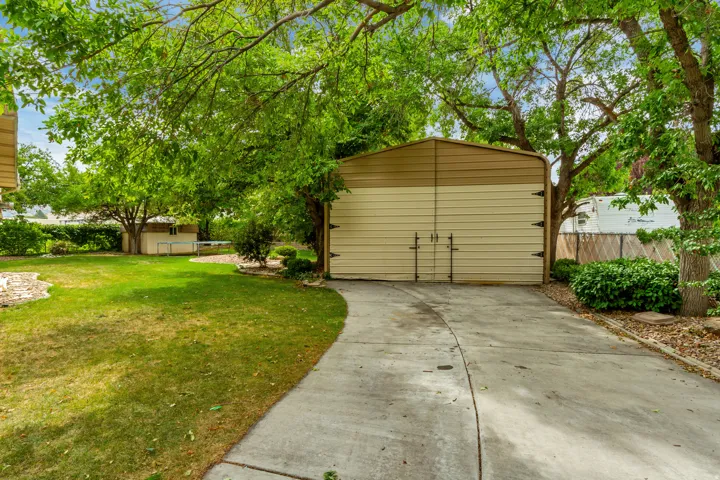553 Pezel Rd, Tooele, Utah 84074