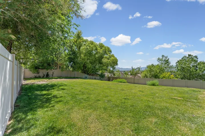 10479 Colonial Dr, Cedar Hills, Utah 84062