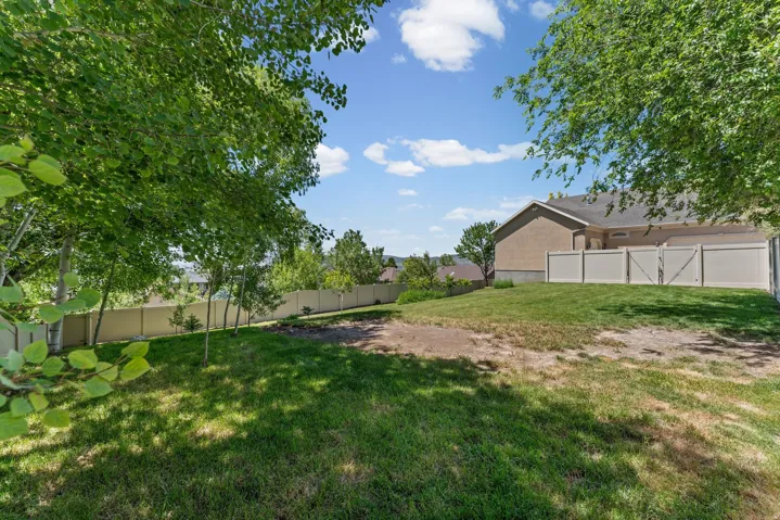 10479 Colonial Dr, Cedar Hills, Utah 84062