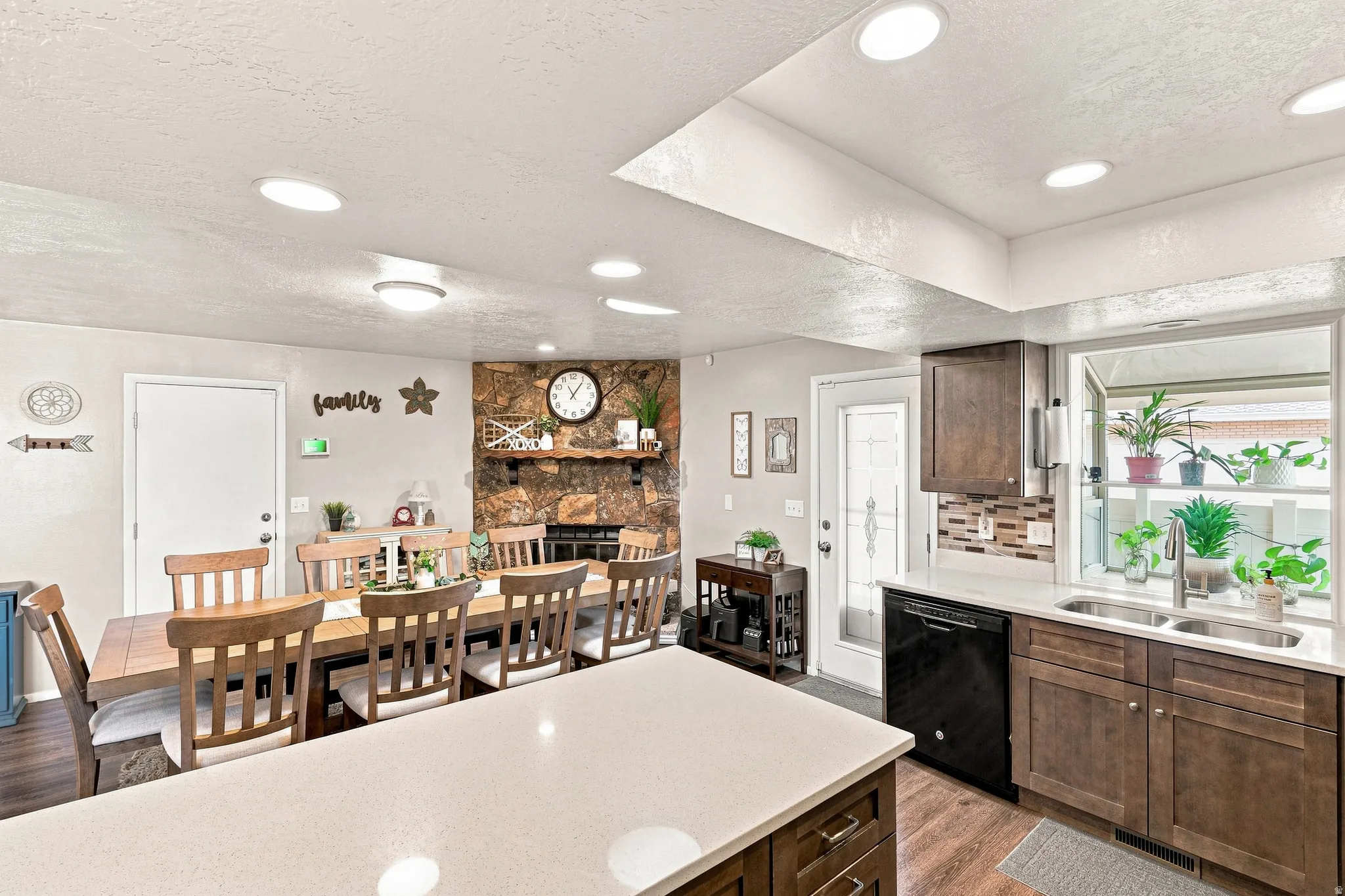 HUGE Dining Area