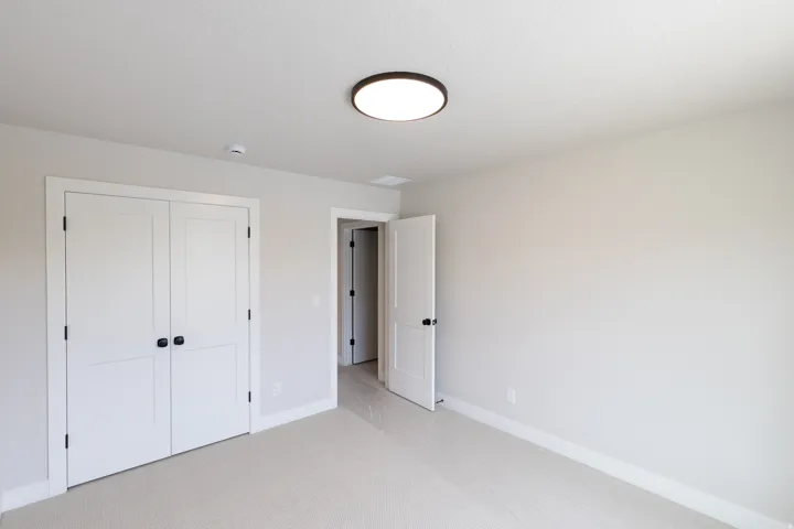 811 E 350 N #2, Salem, Utah 84653