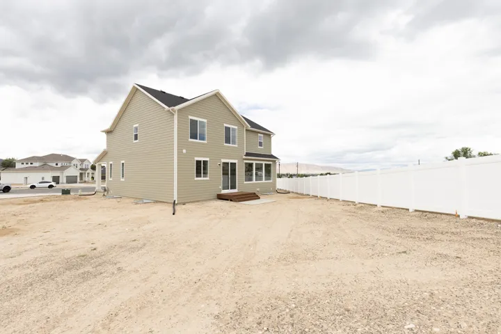 811 E 350 N #2, Salem, Utah 84653