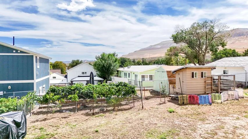 10162 S Solstice View Dr, Copperton, Utah 84006