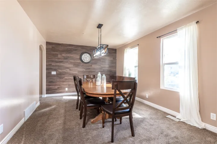 10162 S Solstice View Dr, Copperton, Utah 84006