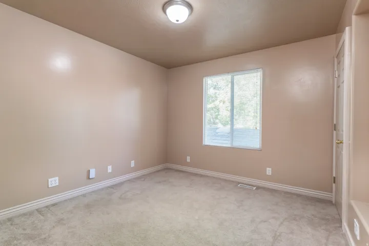 10162 S Solstice View Dr, Copperton, Utah 84006