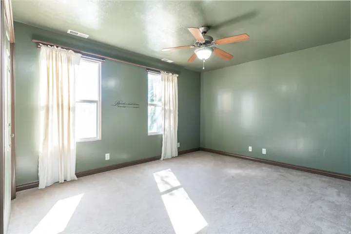 10162 S Solstice View Dr, Copperton, Utah 84006
