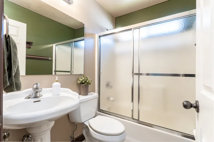 10162 S Solstice View Dr, Copperton, Utah 84006
