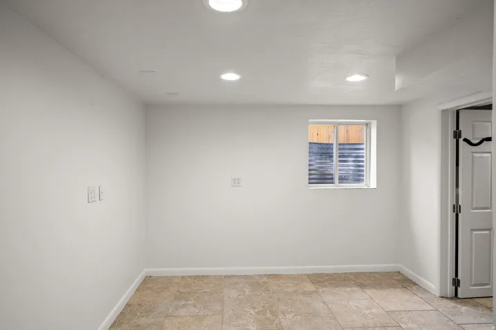 2274 E 900 S, Salt Lake City, Utah 84108