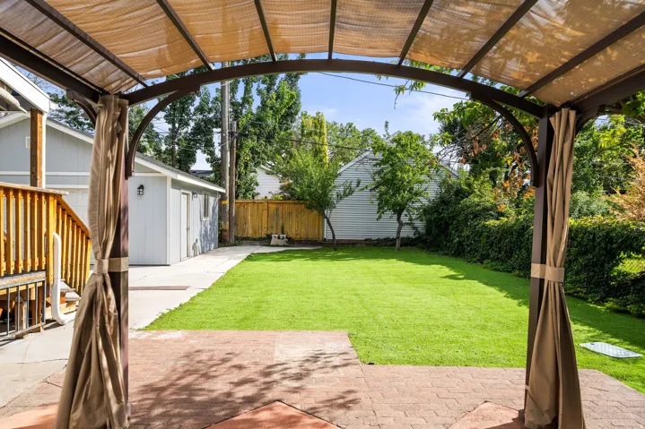 2274 E 900 S, Salt Lake City, Utah 84108