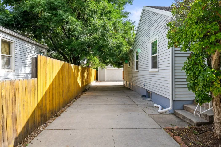 2274 E 900 S, Salt Lake City, Utah 84108
