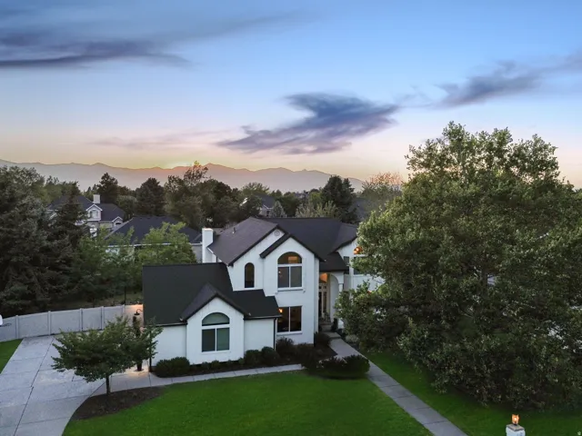 50 S Wanderwood Way, Sandy, Utah 84092