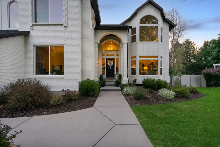 50 S Wanderwood Way, Sandy, Utah 84092
