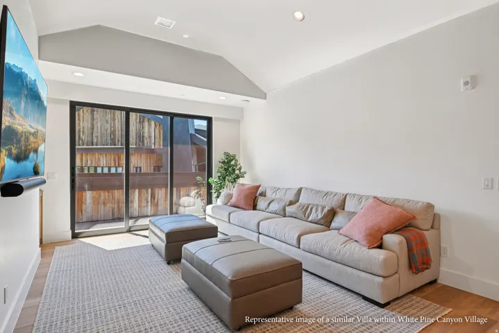 Vaulted ceiling with recessed lighting