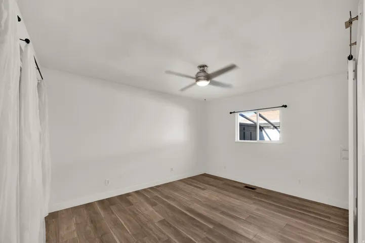 951 E South Fork Cir, Sandy, Utah 84094